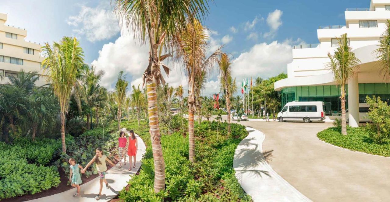 Beachfront Getaway Condo Cancun Exterior photo