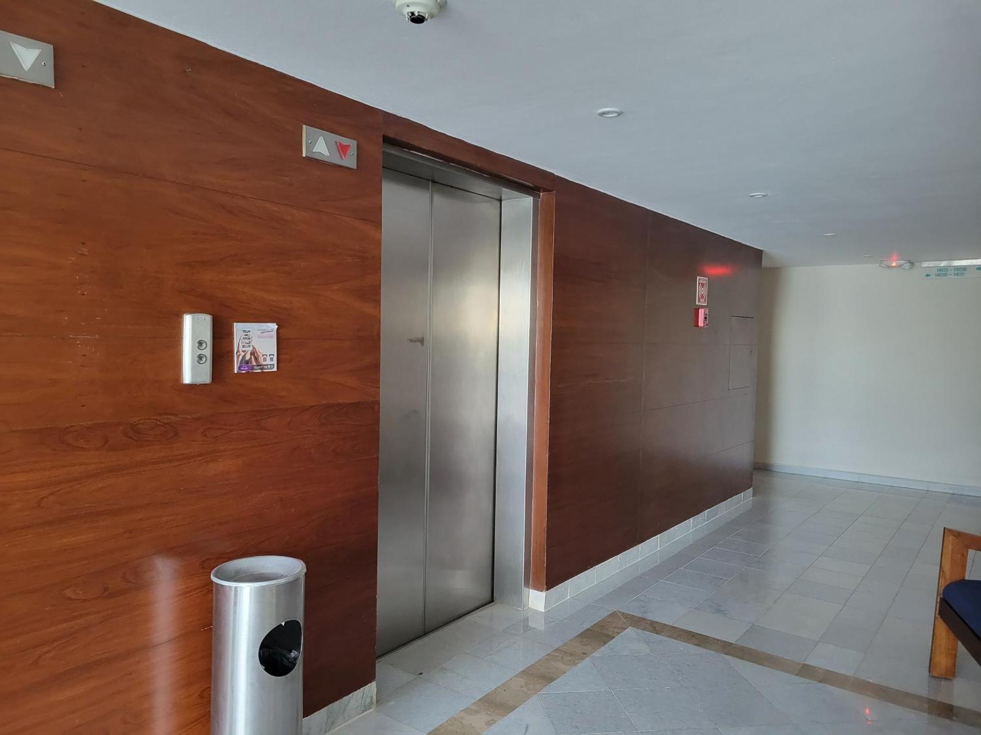 Beachfront Getaway Condo Cancun Exterior photo