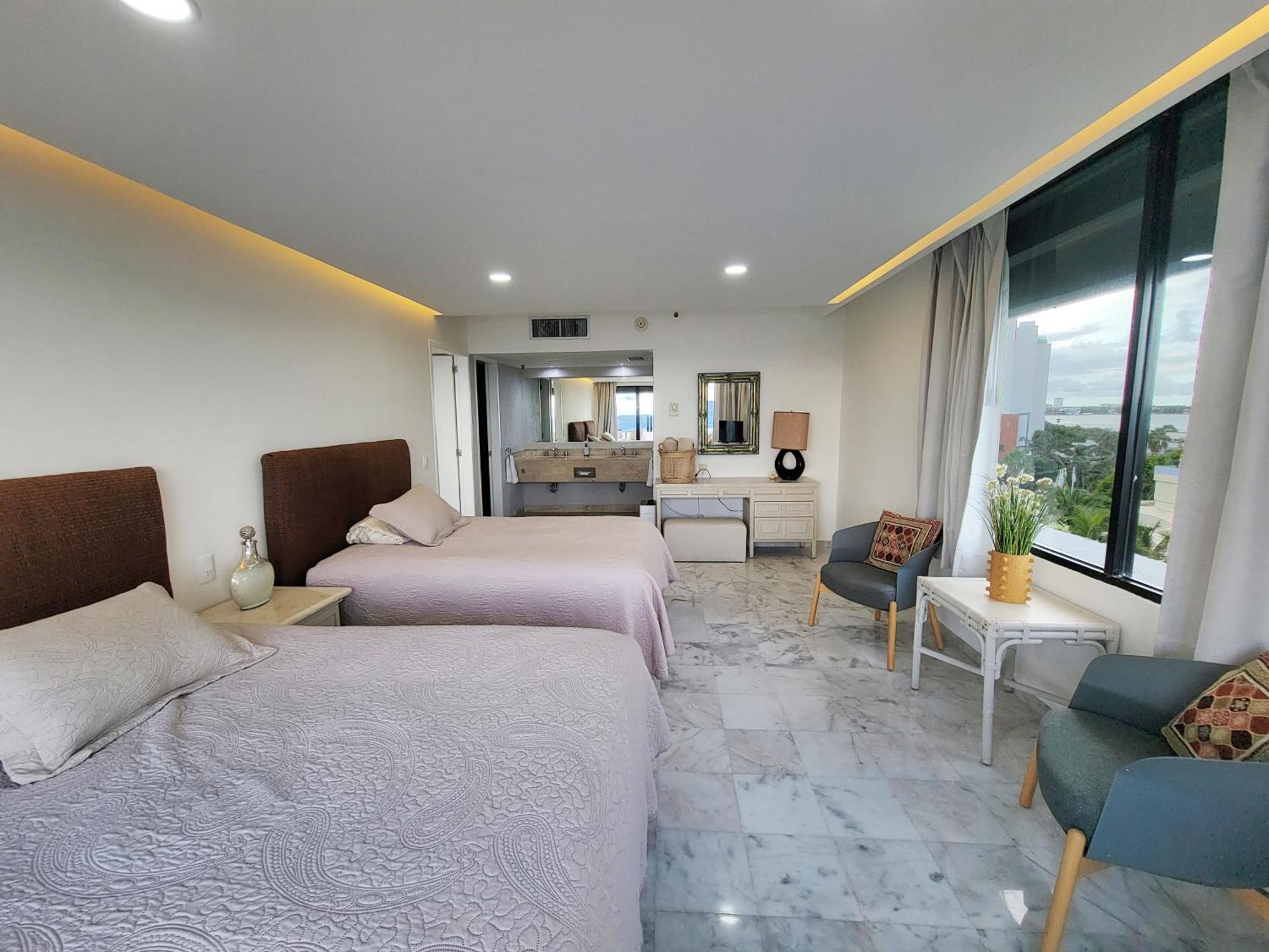 Beachfront Getaway Condo Cancun Exterior photo