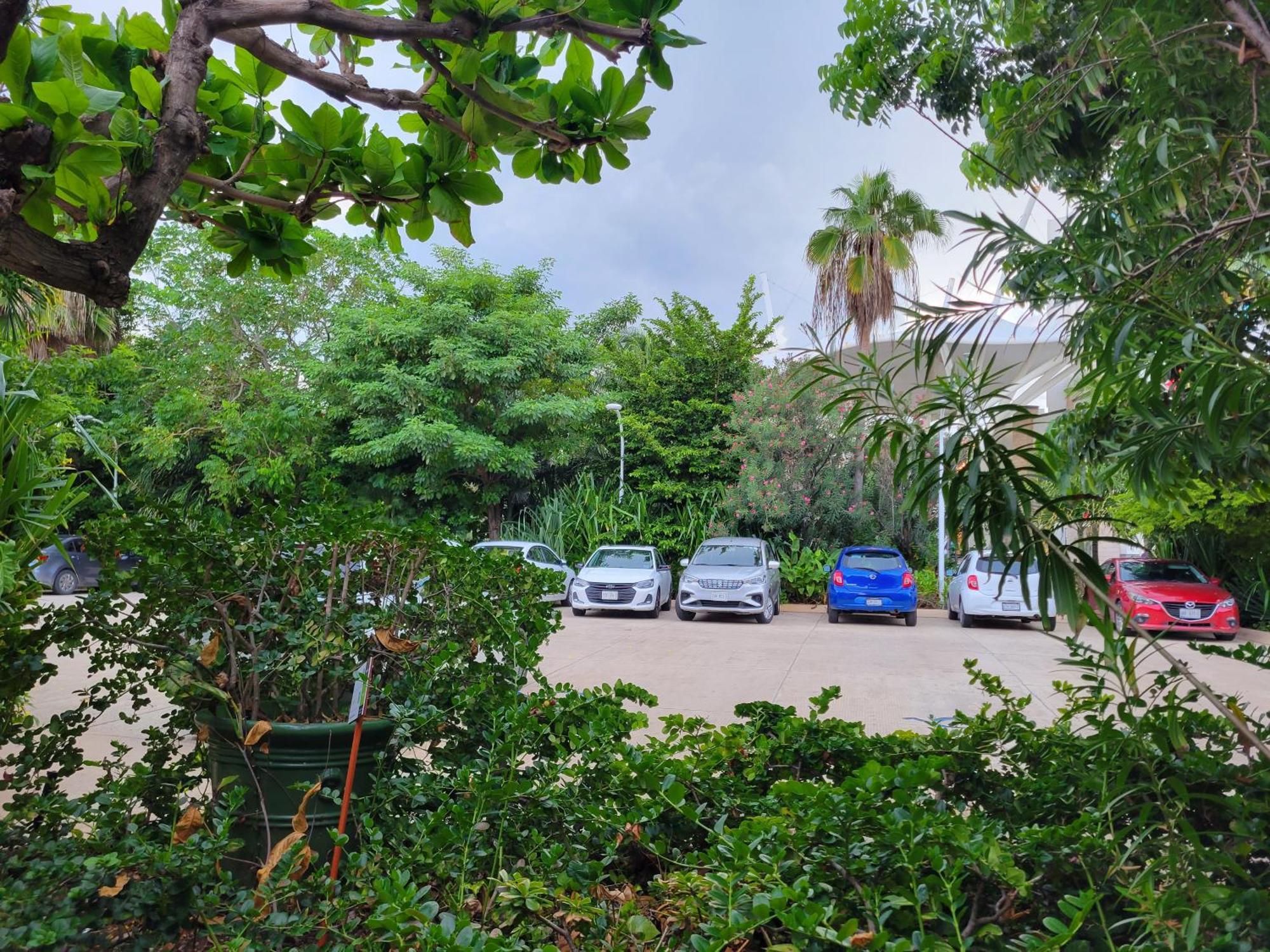 Beachfront Getaway Condo Cancun Exterior photo